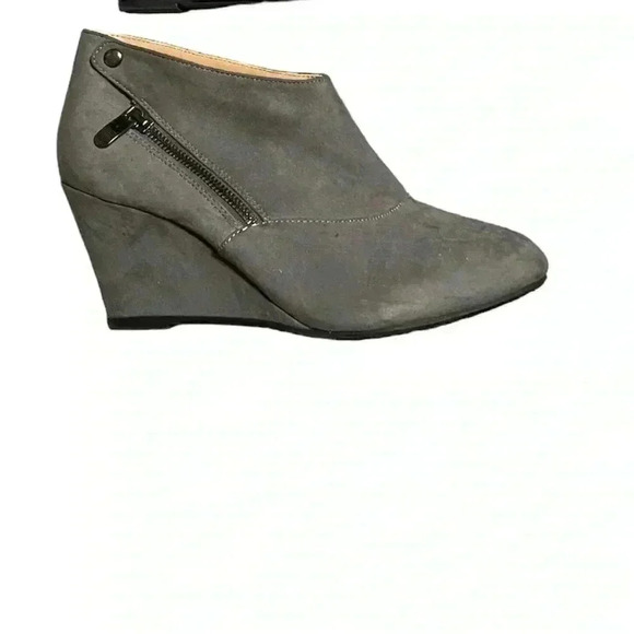 CL by Laundry Grey Zip Wedge Booties Size 9 - Picture 1 of 5